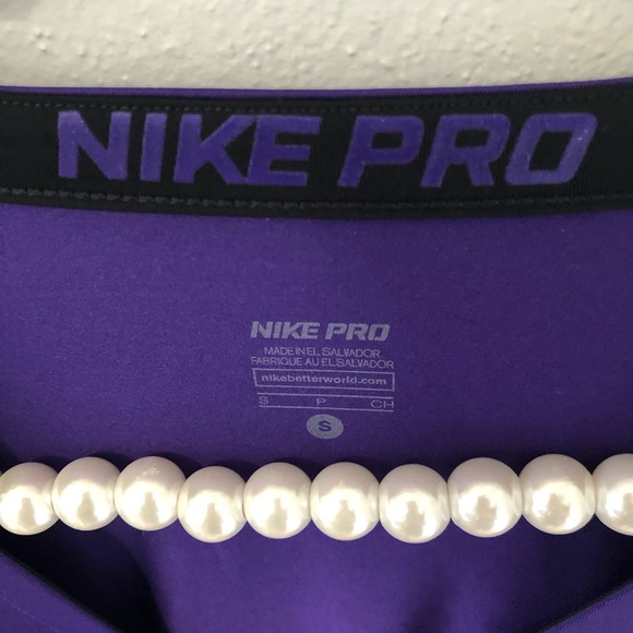 Nike Pro Purple Long Sleeve Shirt Size Small - Picture 2 of 3